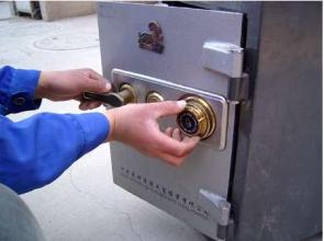 南京保险柜开锁-机械保险柜开锁